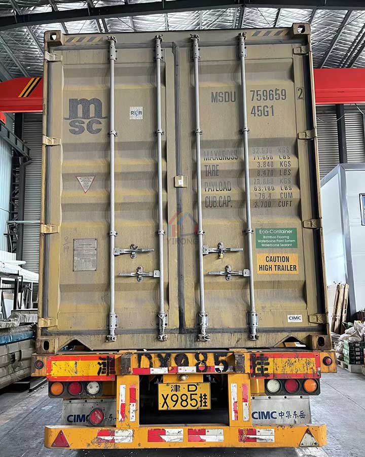 Delivery of foam sandwich panel