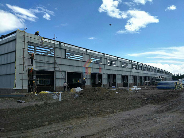 steel structure warehouse construction