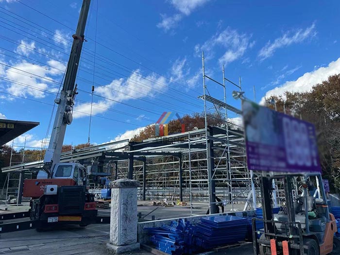 steel warehouse installation