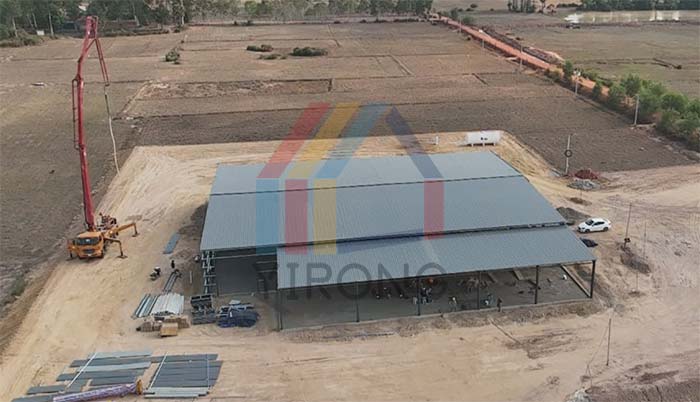 large-span steel warehouse construction