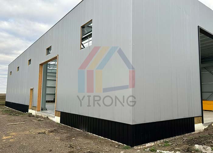 prefabricated steel warehouse