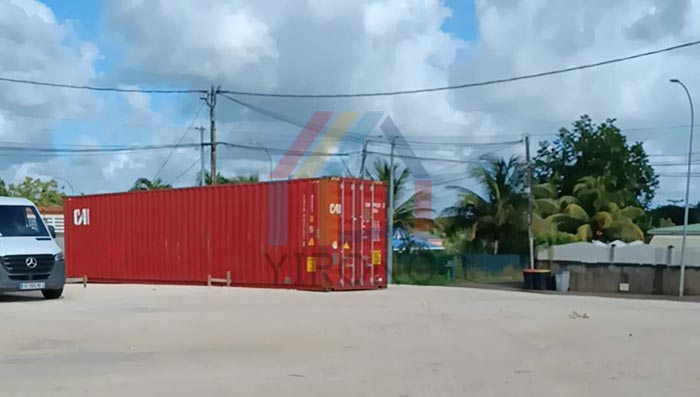Guadeloupe mezzanine warehouse arrival