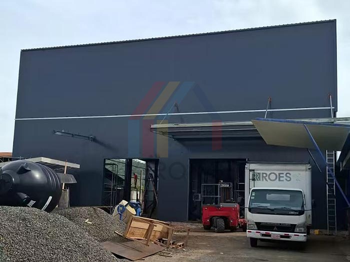 Two storey steel warehouse workshop in Costa Rica